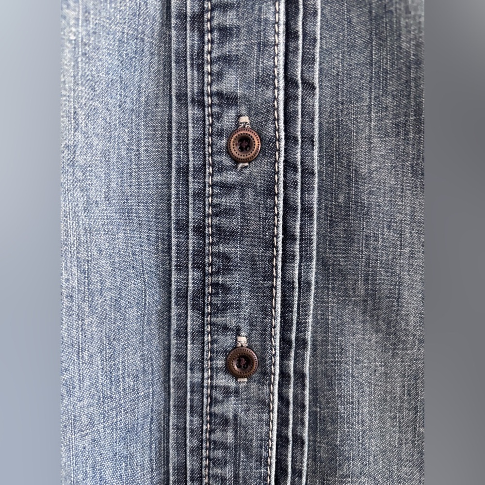 Chico’s denim Top tunic or dress with pleated front detailing Sz L washed denim - Picture 6 of 12